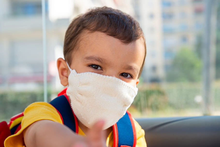 Comment expliquer le Covid et la vaccination aux enfants ?