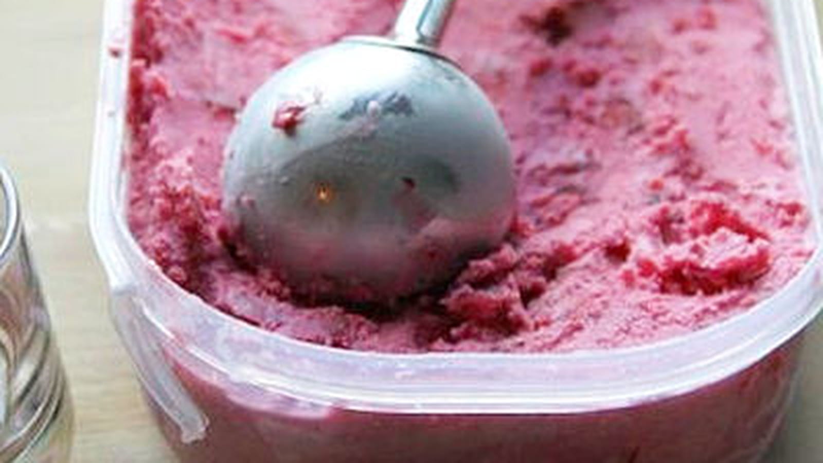 Glace à la cerise