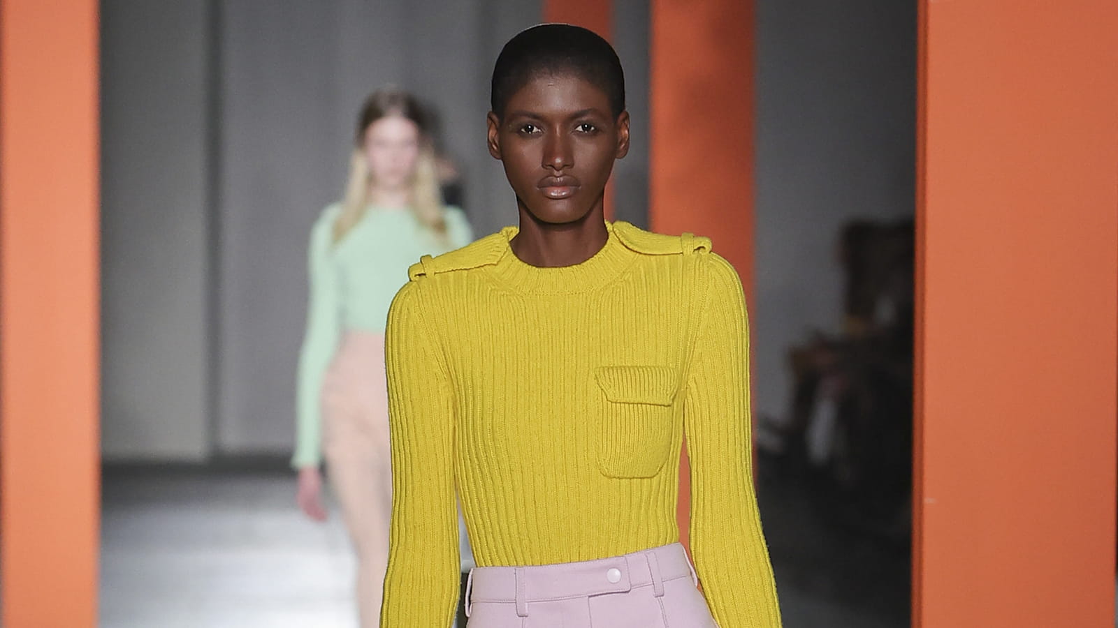 Look 24