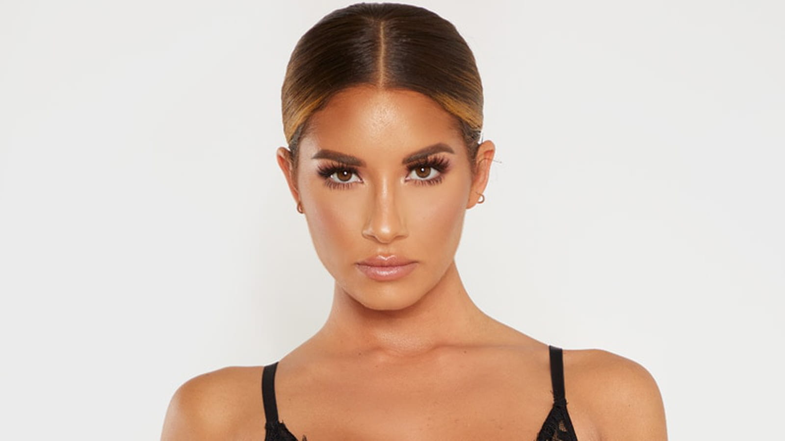 Bralette et tanga Pretty Little Thing 