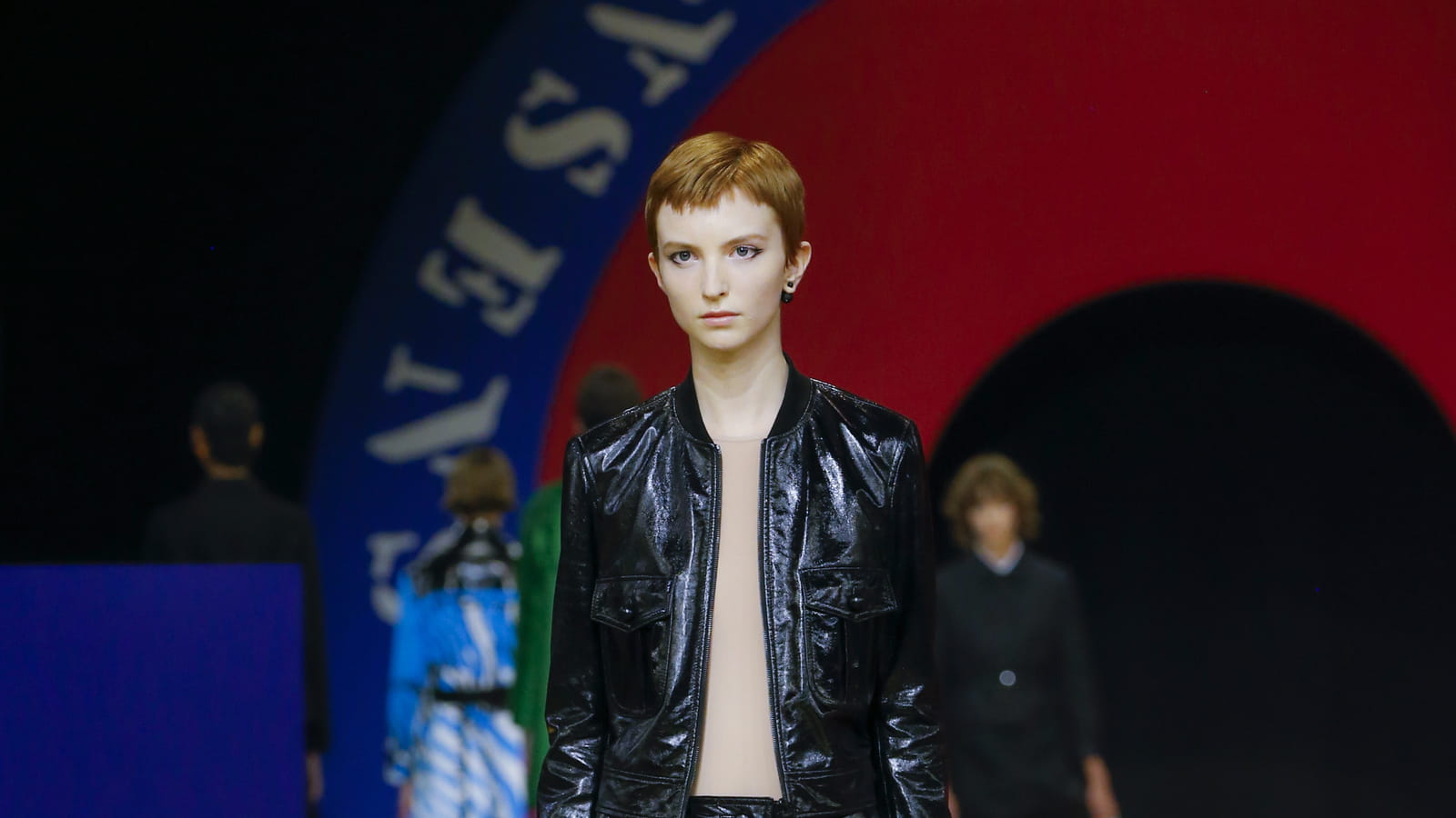 Look 18