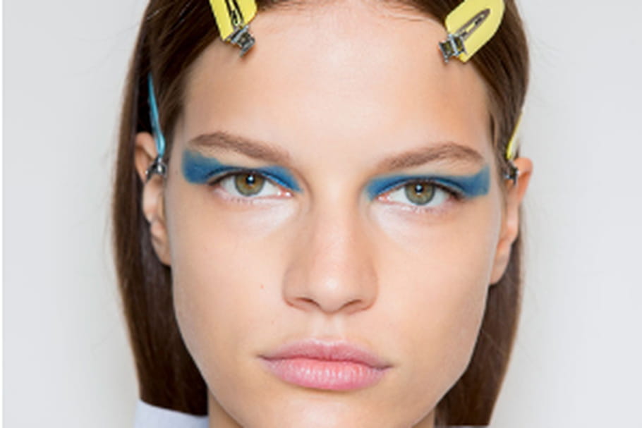 Le maquillage félin du défilé Victoria Beckham