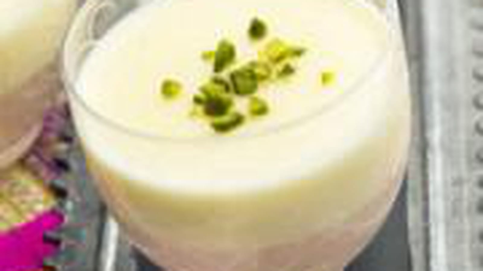 Mouhalabieh et gelée de litchis