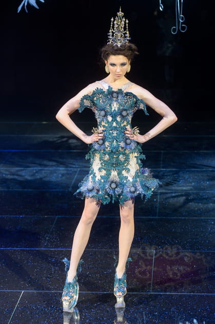 D&eacute;fil&eacute; Guo Pei