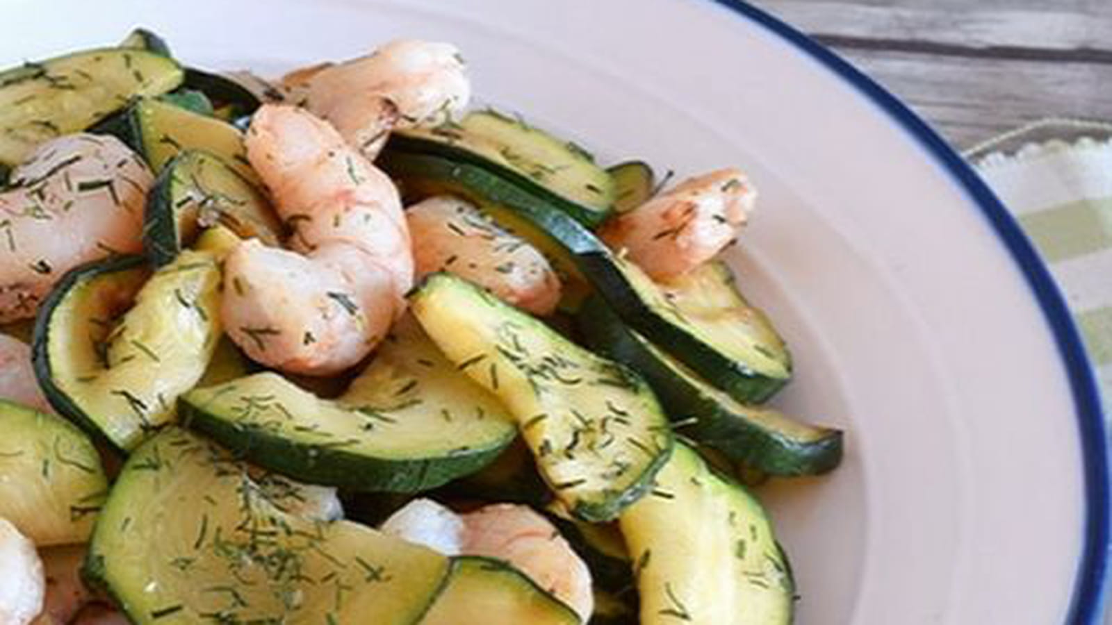 Sauté de courgettes aux crevettes