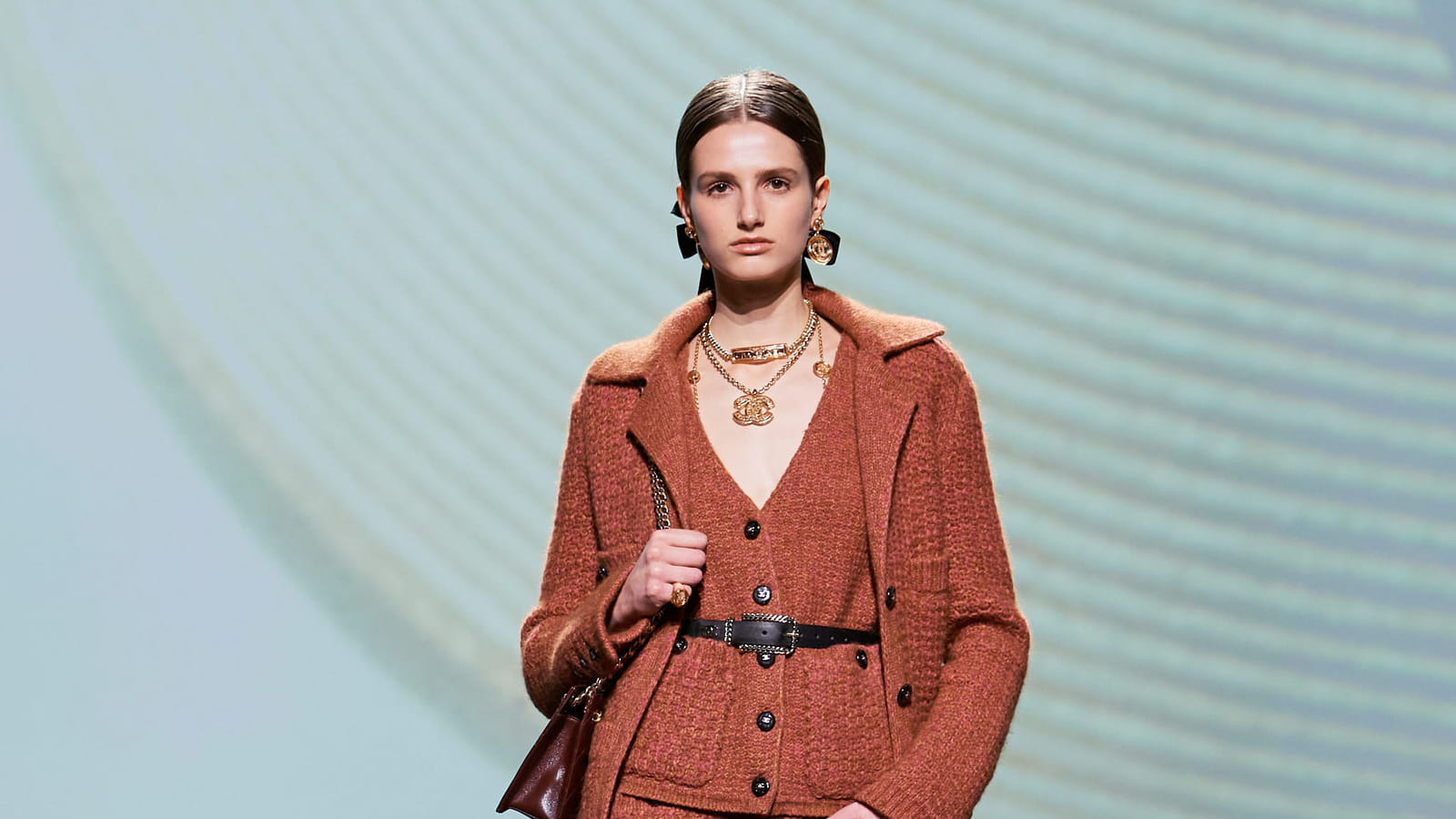 Look 40 du défilé Chanel