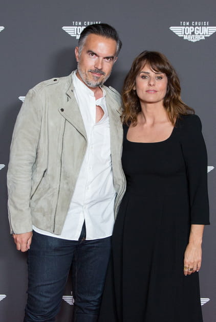 Maxime Chattam et Faustine Bollaert, &agrave; l'avant-premi&egrave;re de "Top Gun&nbsp;: Maverick" &agrave; Paris, le 19&nbsp;mai
