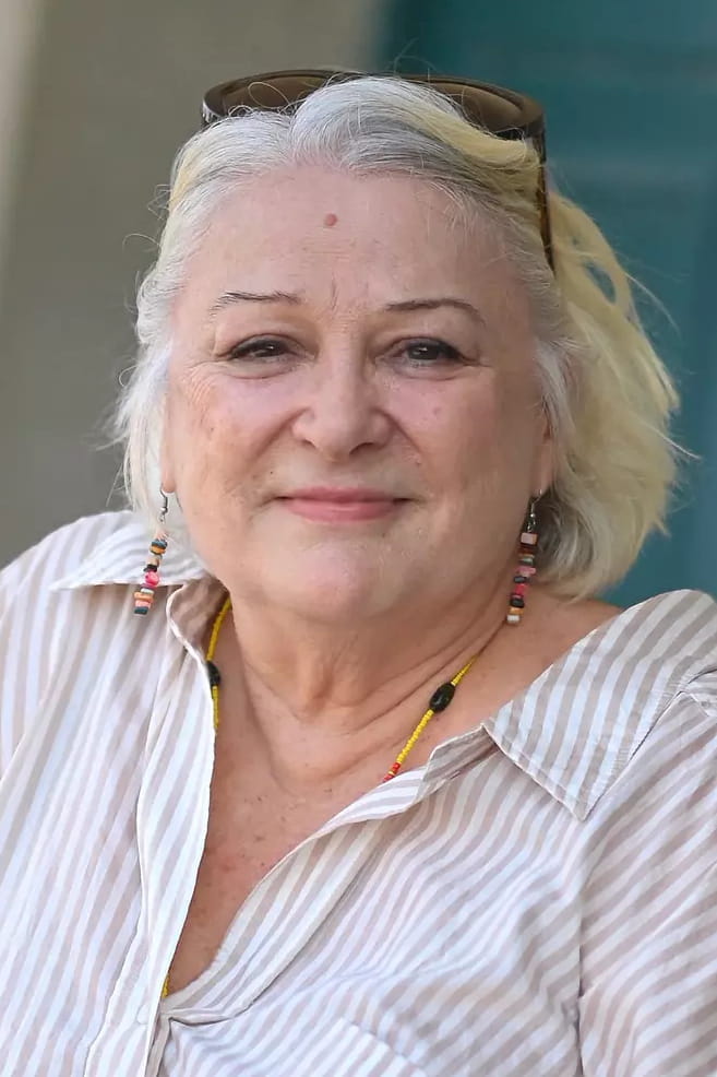 Josiane Balasko Cash Concernant Un C l bre R alisateur il tait Josiane Balasko Cash Concernant Un C l bre R alisateur il tait