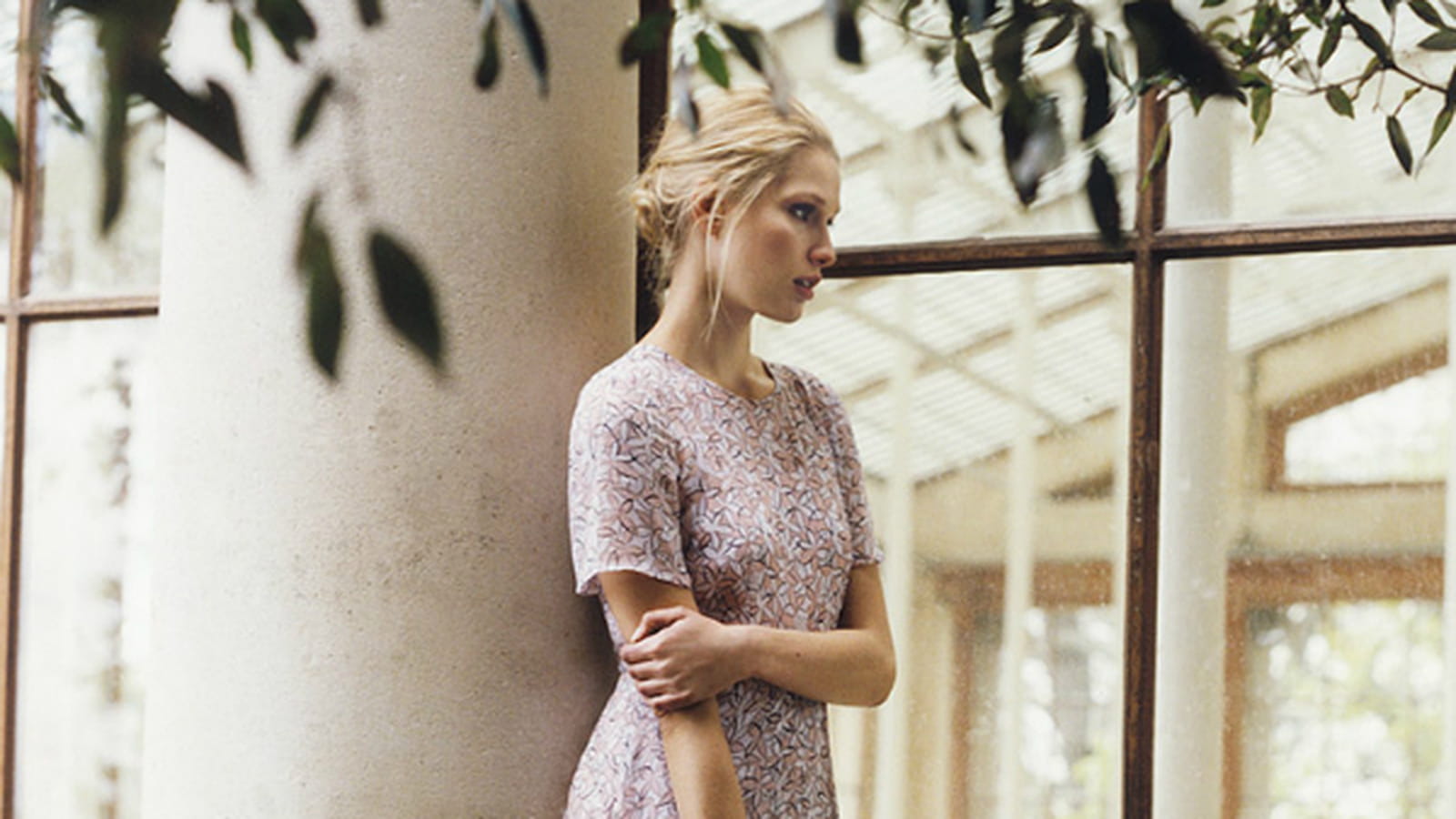 Robe, pochette et chaussures L.K Bennett