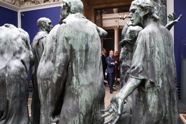 Cache-cache avec "Les Bourgeois de Calais" de Rodin