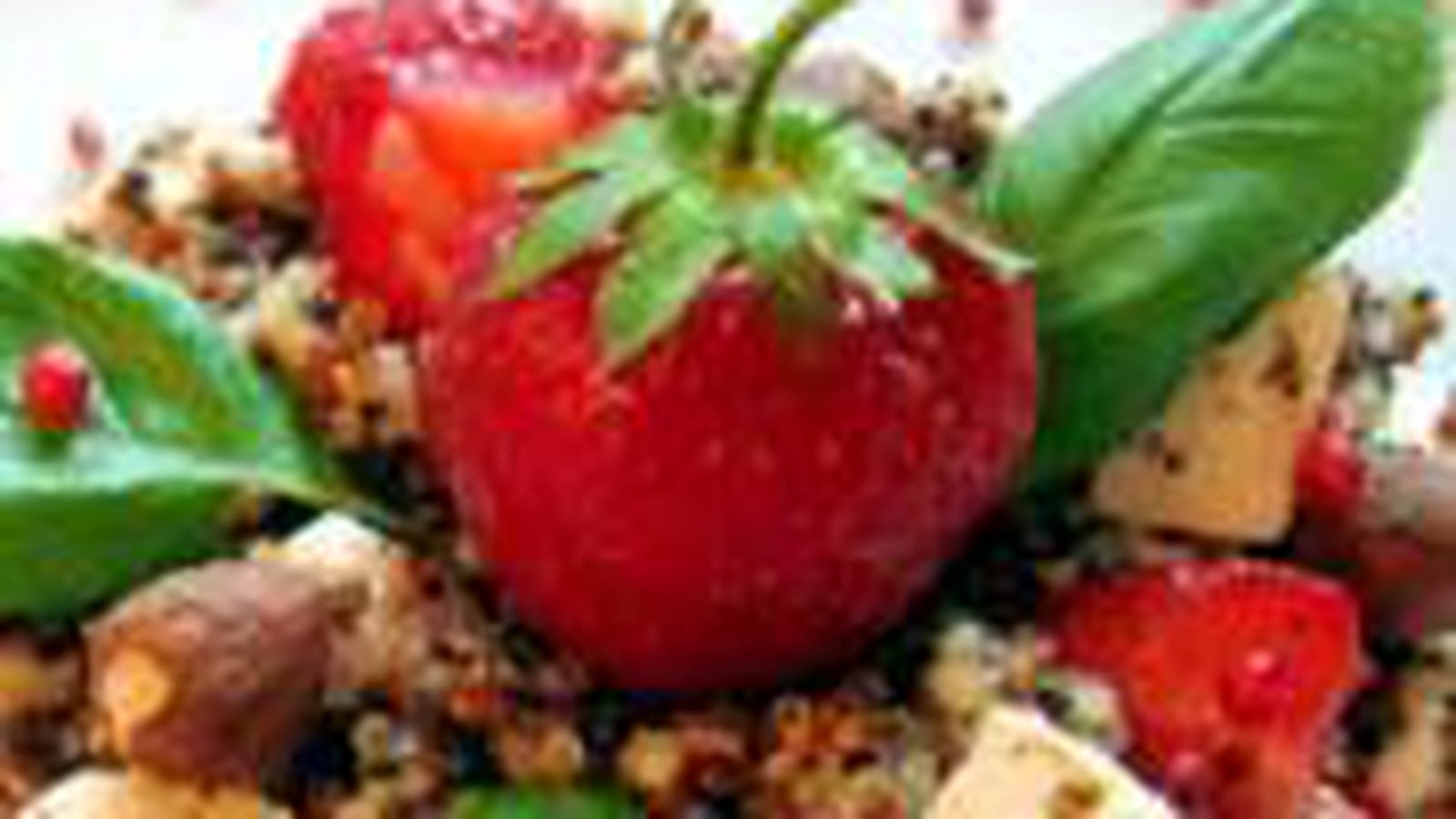 Salade de quinoa fraises feta