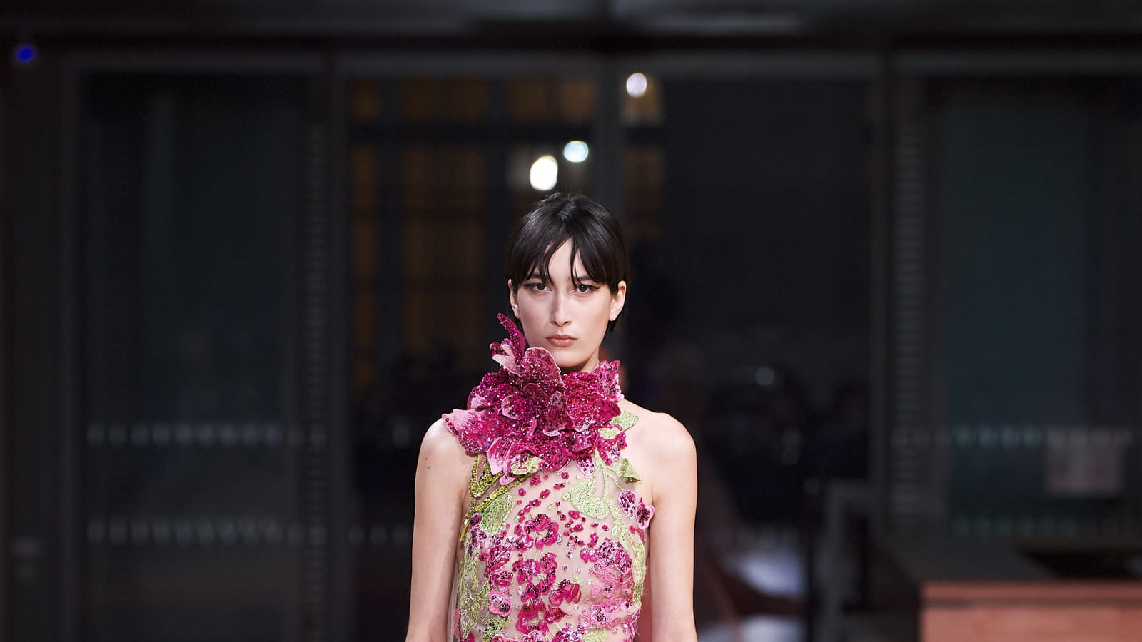 Look 14