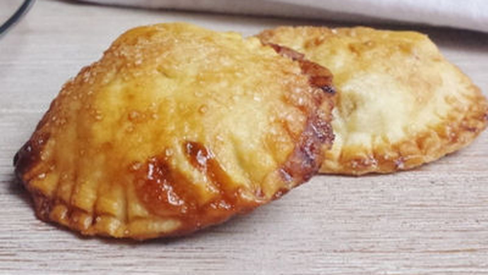 Mini tourtes aux pommes et caramel beurre salé