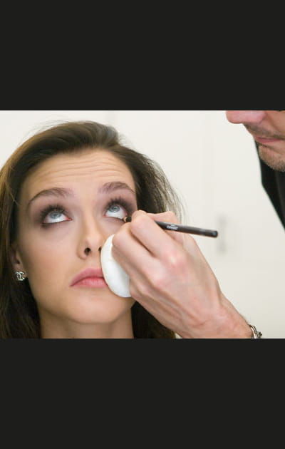 Etape 11&nbsp;: Souligner avec du crayon noir