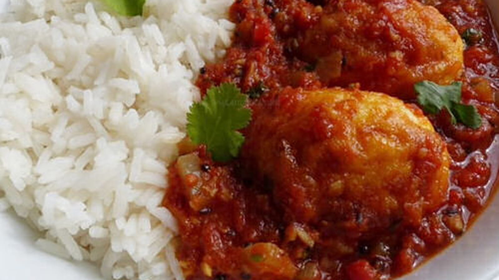 Curry d’oeuf (egg curry ou egg massala)