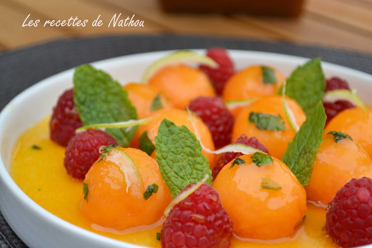 Recette de Billes de melon caramélisées à la menthe et framboises