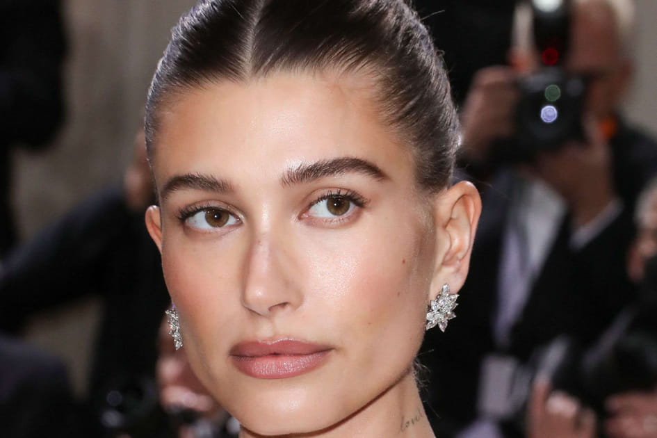 Le clean look d'Hailey Bieber