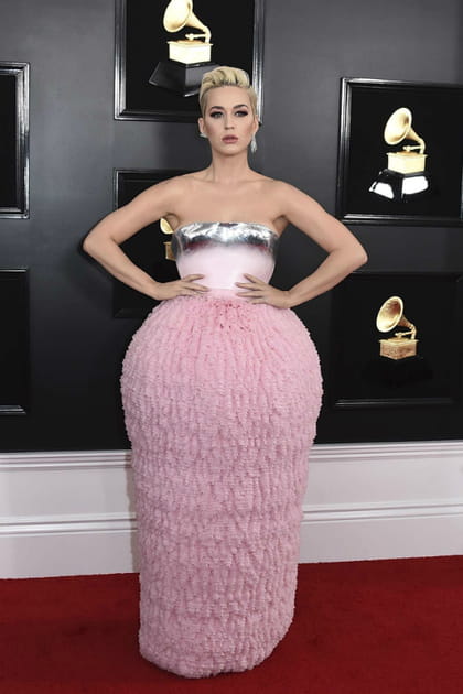 Katy Perry en robe boule