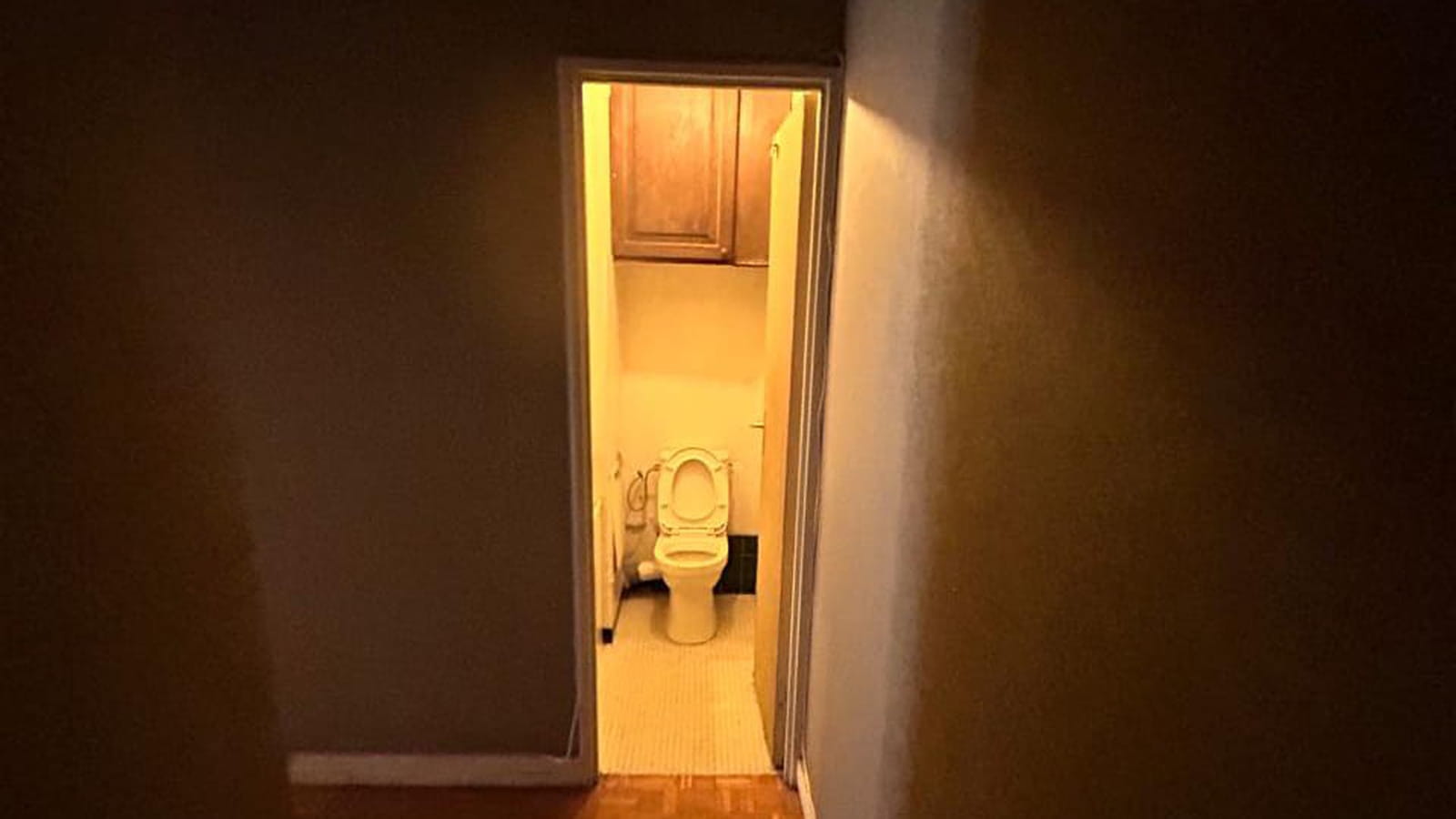 WC avant