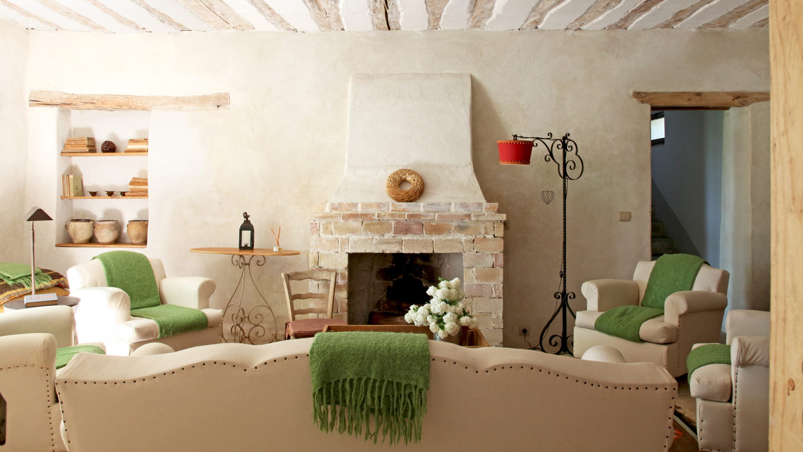 Salon couleur sable