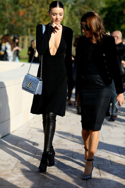 Miranda Kerr et son sac à main Louis Vuitton