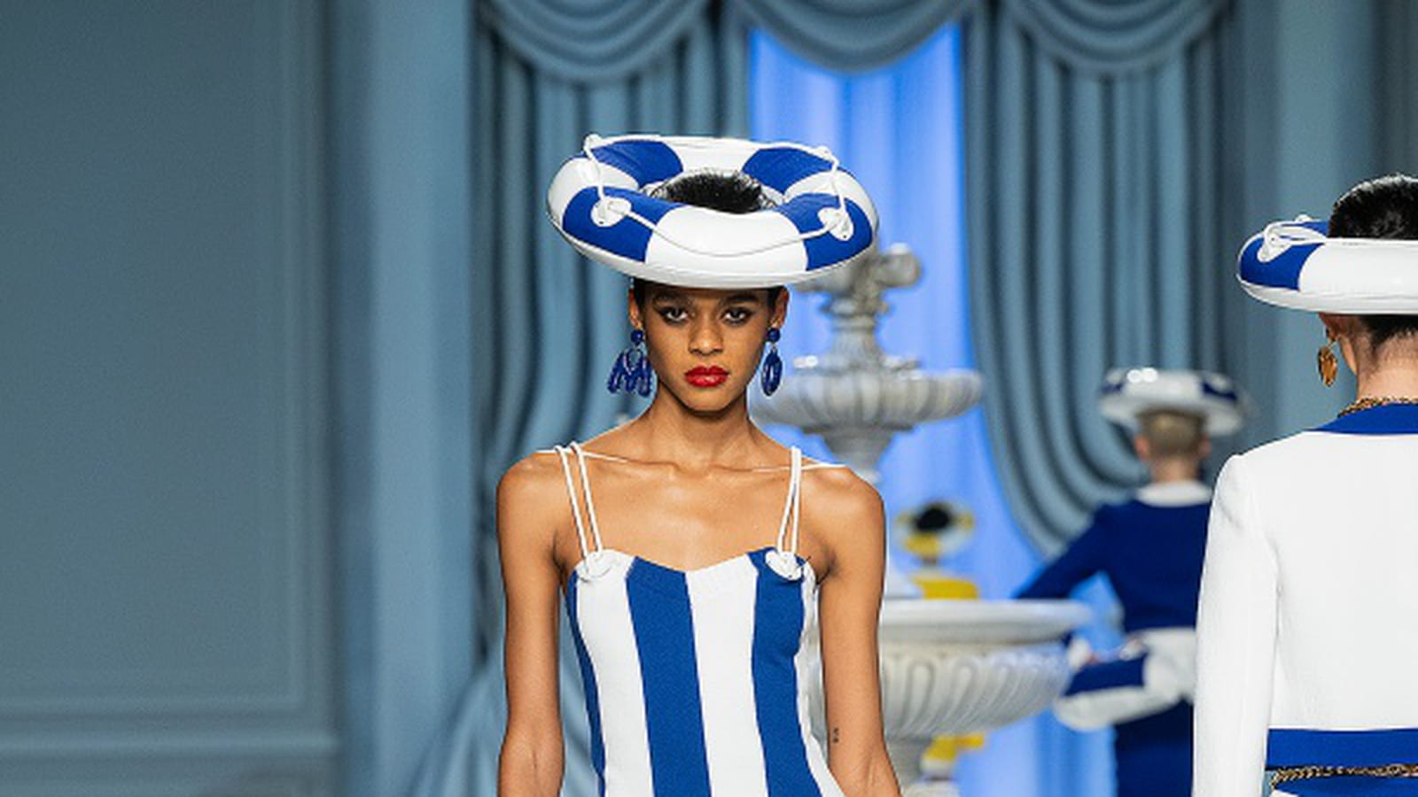 Look 28
