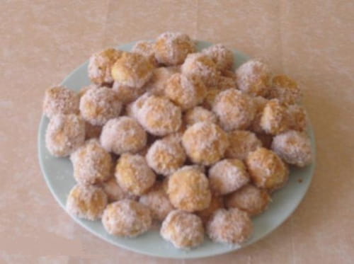 Petits gâteaux au caramel et noix de coco