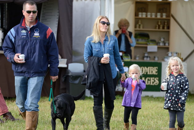Peter, Autumn et leurs deux filles au Gatcombe Park, en 2015