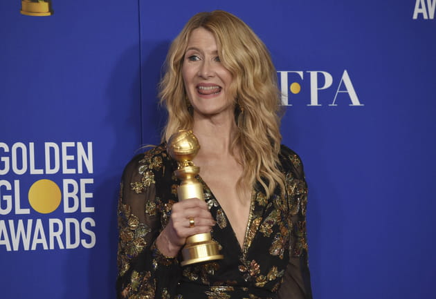 Laura Dern tire la langue
