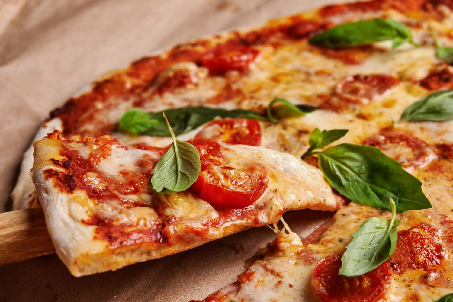 Cette pâte à pizza sans farine est 4 fois moins calorique - elle cale plus longtemps