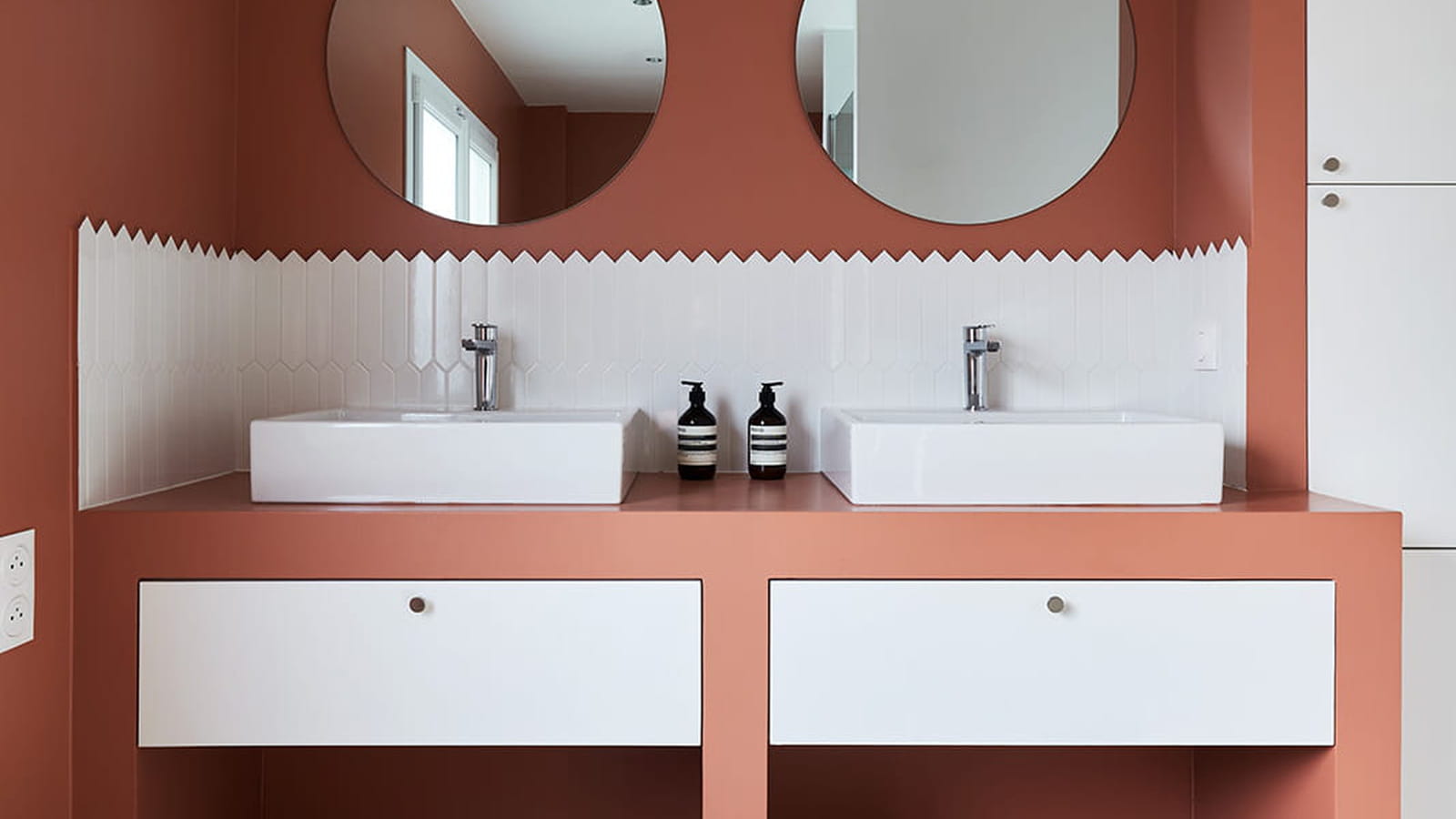 Salle de bains après