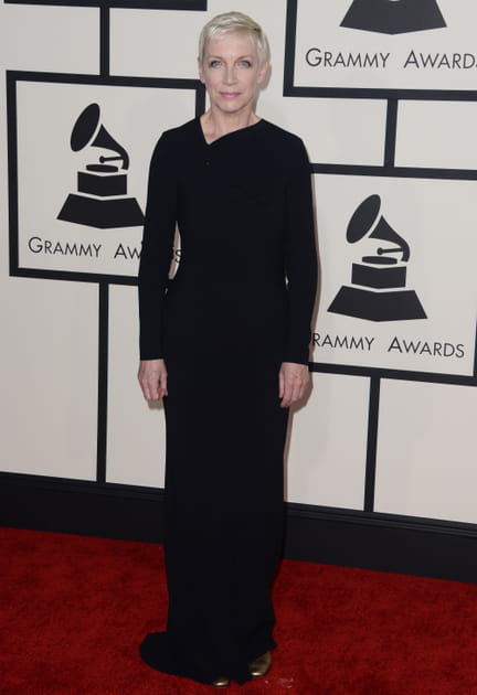 Annie Lennox, la dame en noir