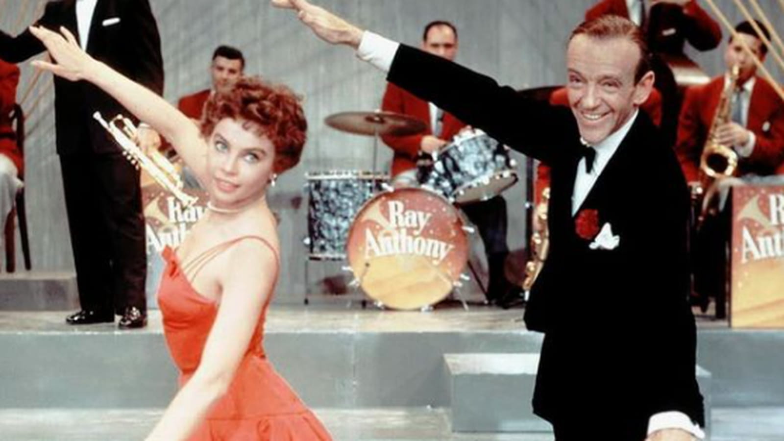 Leslie Caron et Fred Astaire