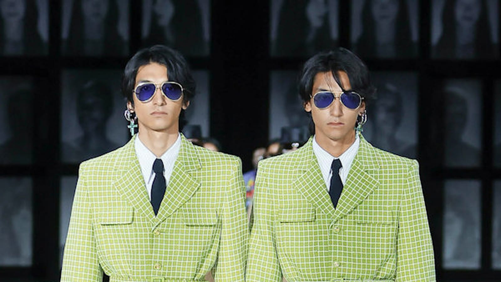 Look 10