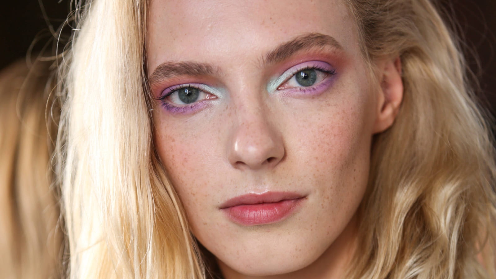 Les couleurs pastels sur les yeux