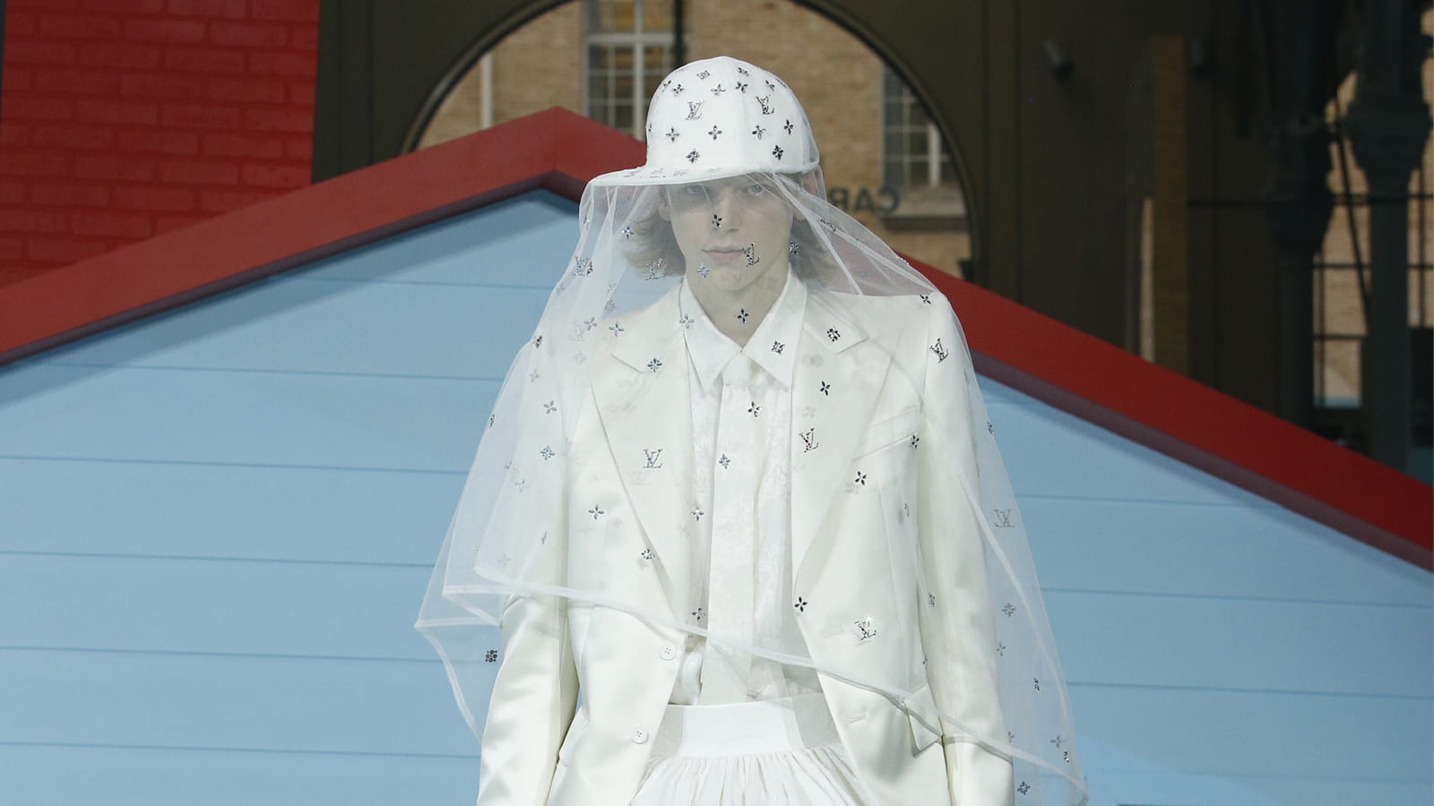 Look 66