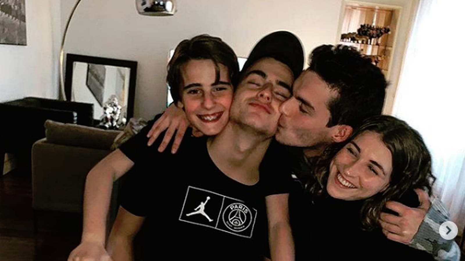 Simon et Julien Castaldi, Rafael Ferrante et Kiara  