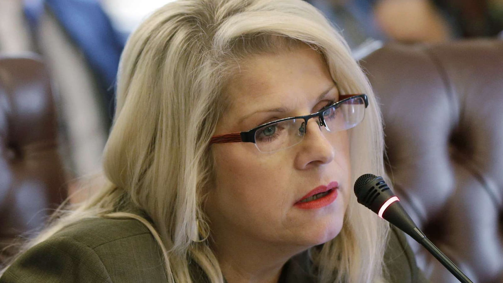 Linda Collins Smith