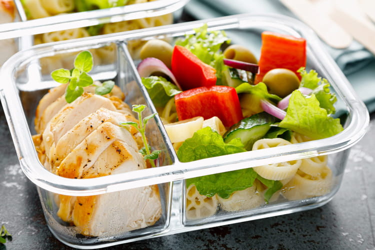 Salade lunchbox : recettes faciles et rapides pour le bureau