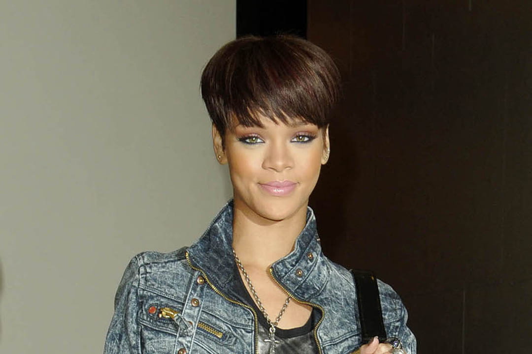 La coupe boule lisse de Rihanna