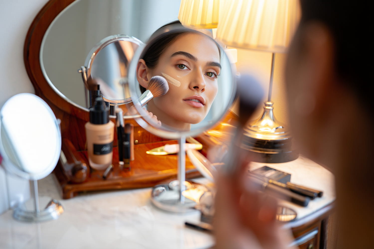 Forgotten the gray complexion, this product gives a good look naturally to the start of the school year