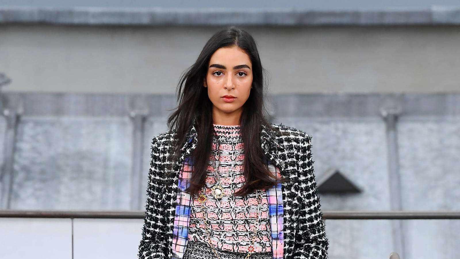 Look 15