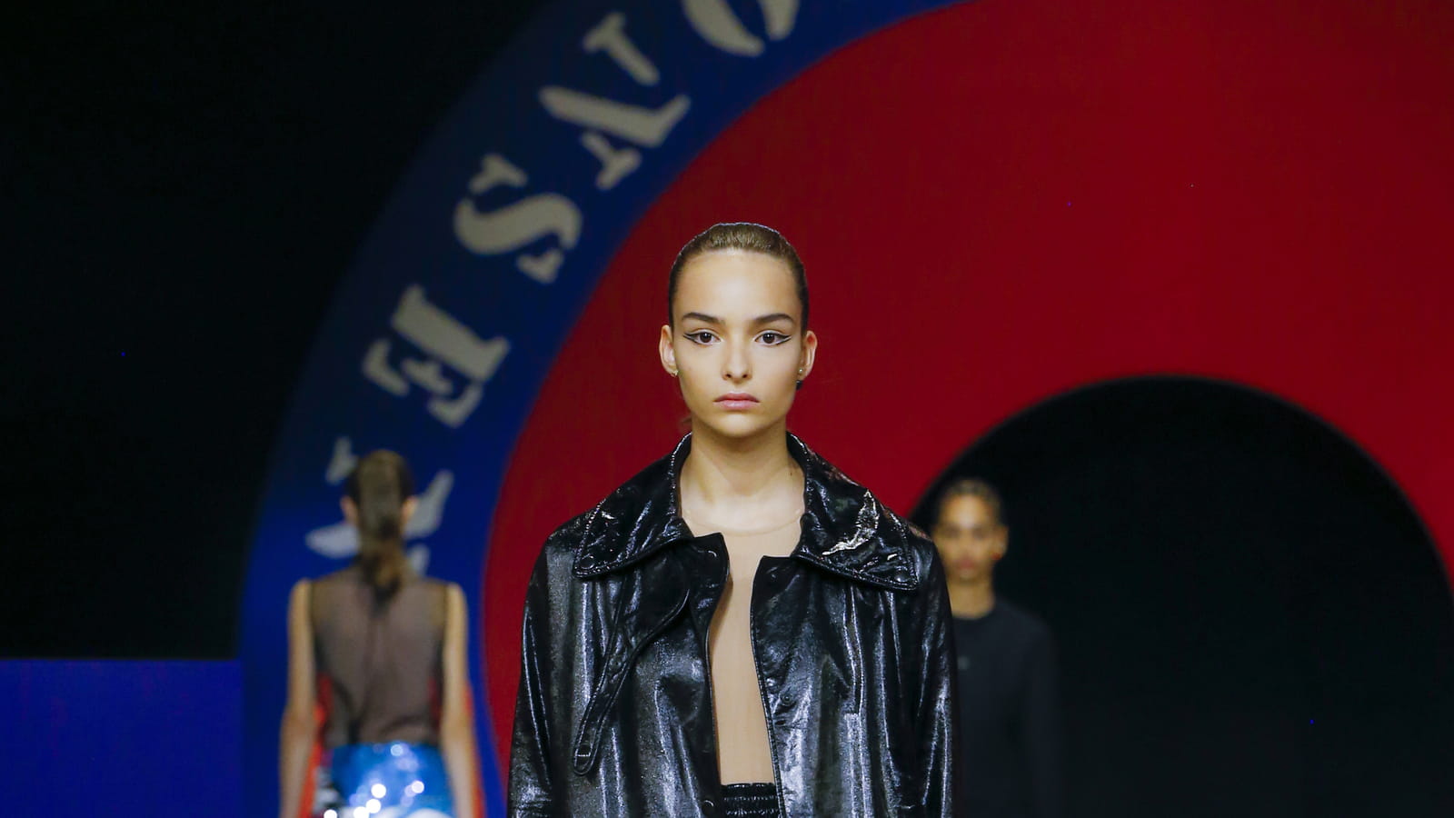 Look 24