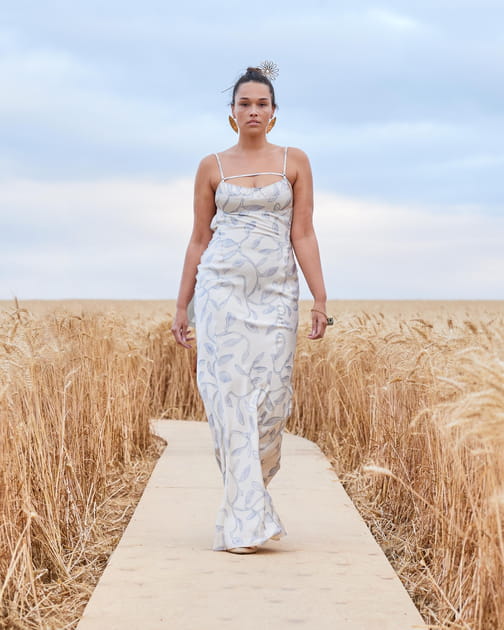 D&eacute;fil&eacute; Jacquemus printemps-&eacute;t&eacute; 2021, passage 27