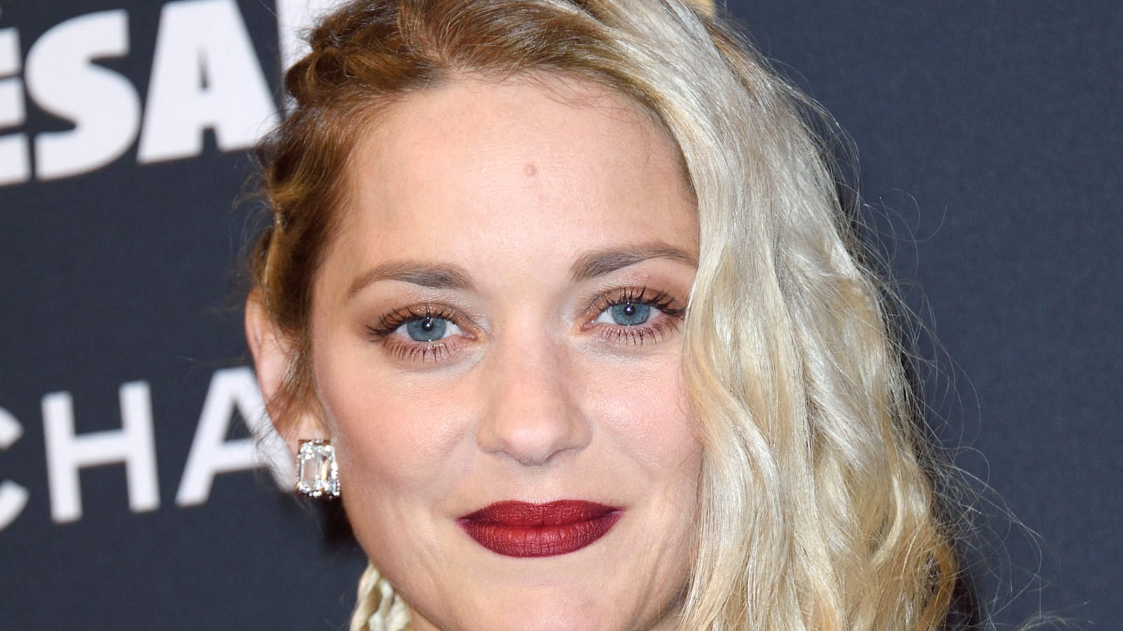 Marion Cotillard en blonde