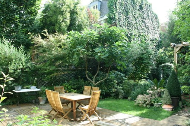 Une terrasse pour profiter pleinement du jardin