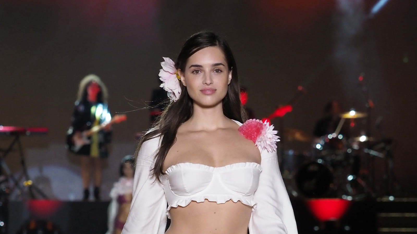 Look 37