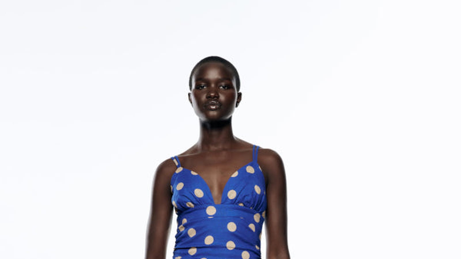 Robe fendue