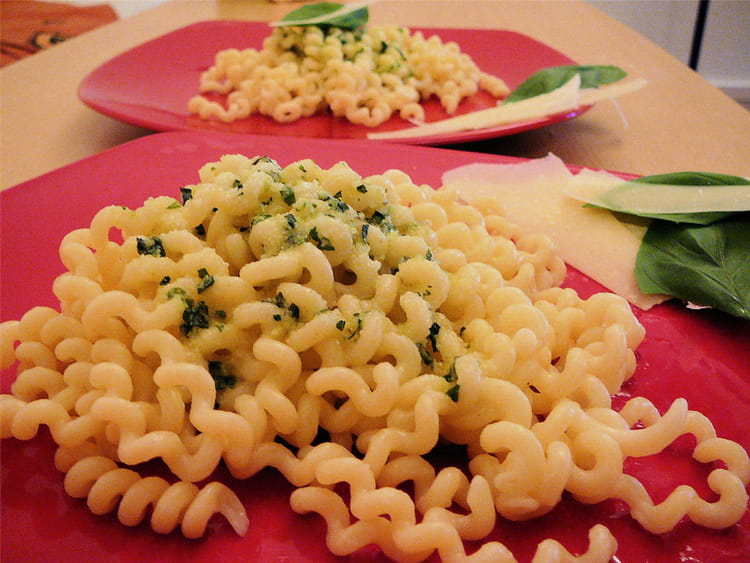 Fusilli lunghi au pistou