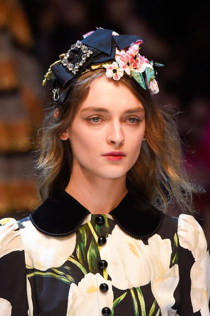 L'accessoire de cheveux romantique chez Dolce &amp; Gabbana